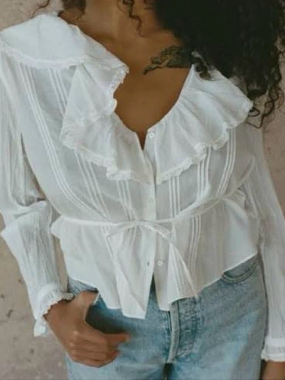 Doen White Ruffled Tie-Waist Blouse